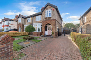 Photo 24- click for photo gallery